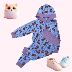 kapucnis kocsikabát, pocaknadrággal