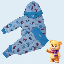 kapucnis kocsikabát, pocaknadrággal